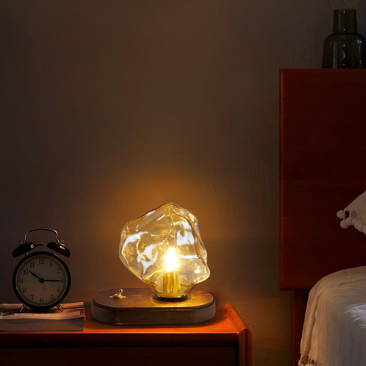 Moderne Håndblæst Glasblok Bordlampe med Træbase