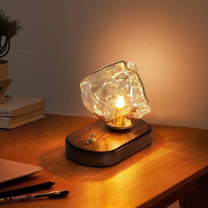 Moderne Håndblæst Glasblok Bordlampe med Træbase