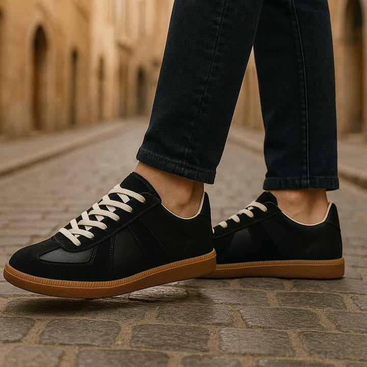Snøresneakers med skridsikker sål og komfortabel pasform