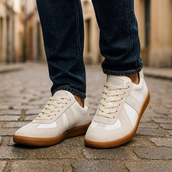 Snøresneakers med skridsikker sål og komfortabel pasform