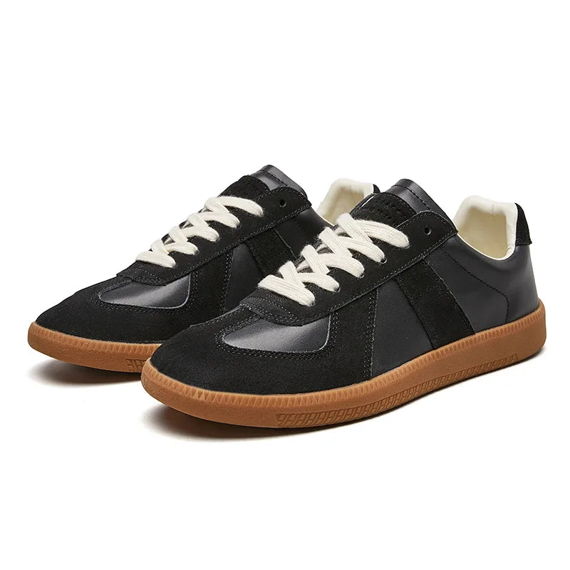 Snøresneakers med skridsikker sål og komfortabel pasform