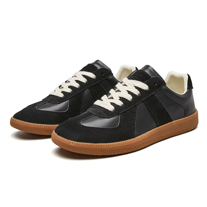 Snøresneakers med skridsikker sål og komfortabel pasform