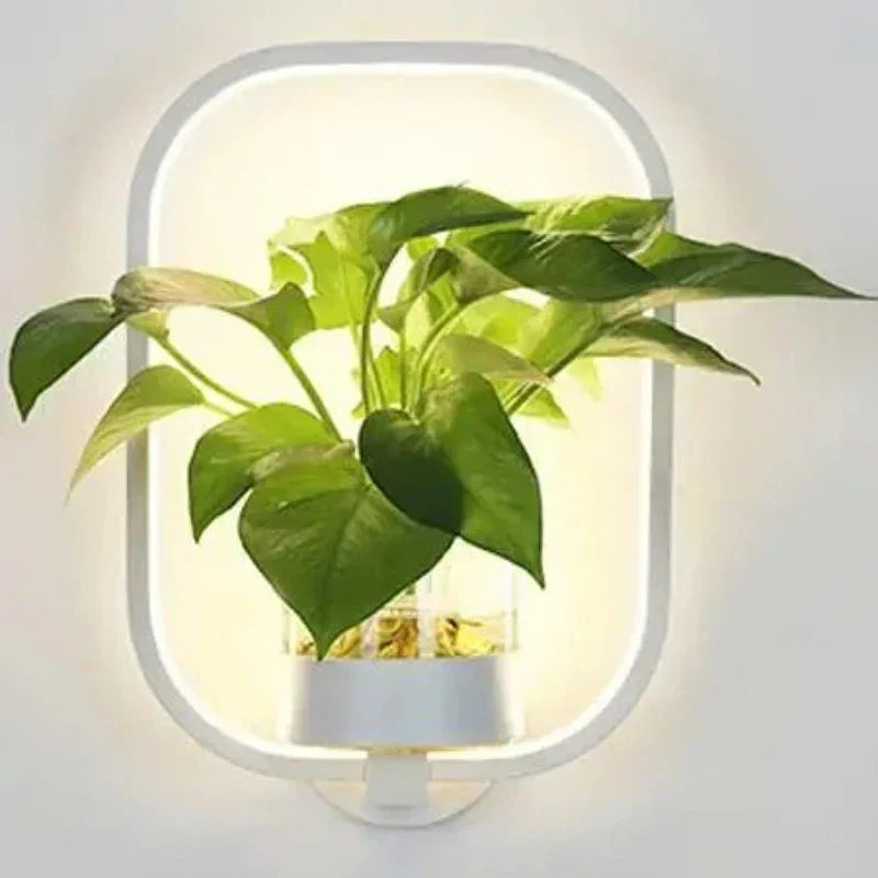 Moderne Væglampe i Jern og Glas med Plante Design