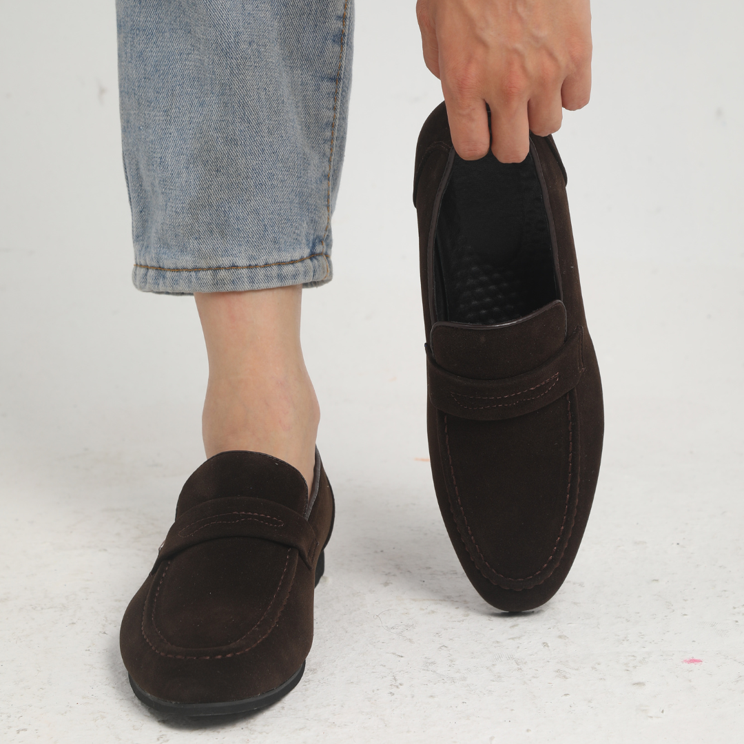 Penny-loafer i ruskindseffekt med ergonomisk indersål