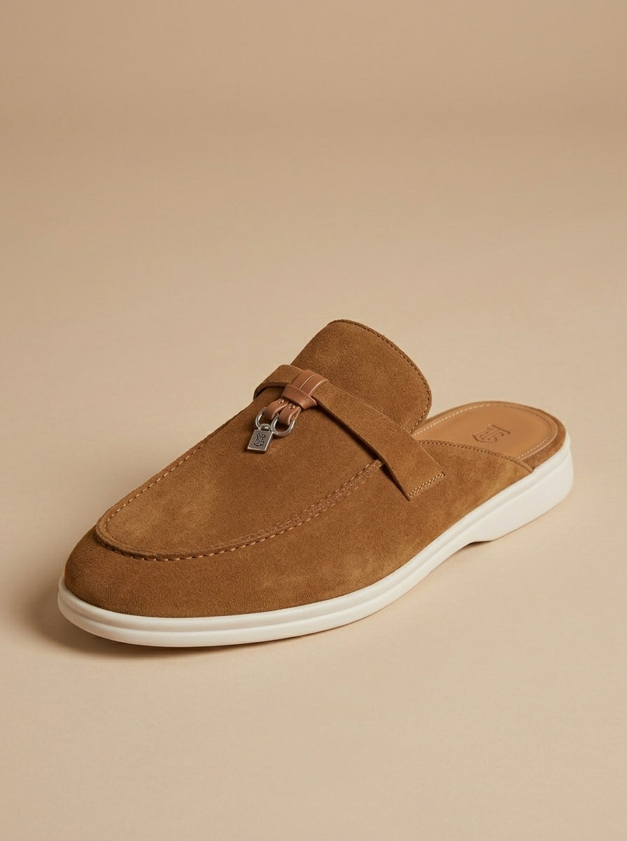 Loafer i ruskindslignende materiale med åben hæl