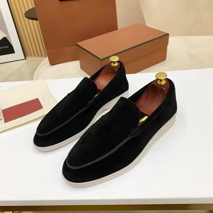 Loafers til mænd med flad sål og slip-on design