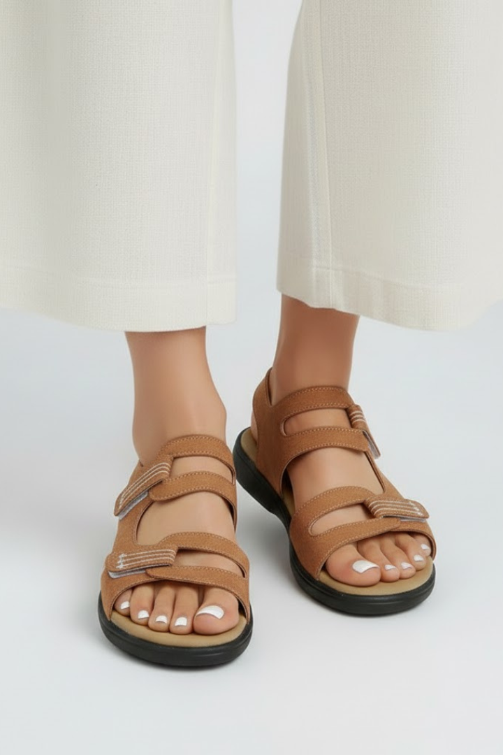 Andrea | Dame-sandaler med hæl og flere remme ved tæerne