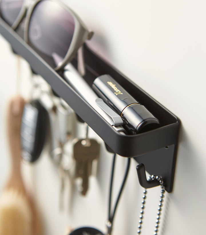 Magnetisk Nøgleholder i Stål med Krog og Hylde
