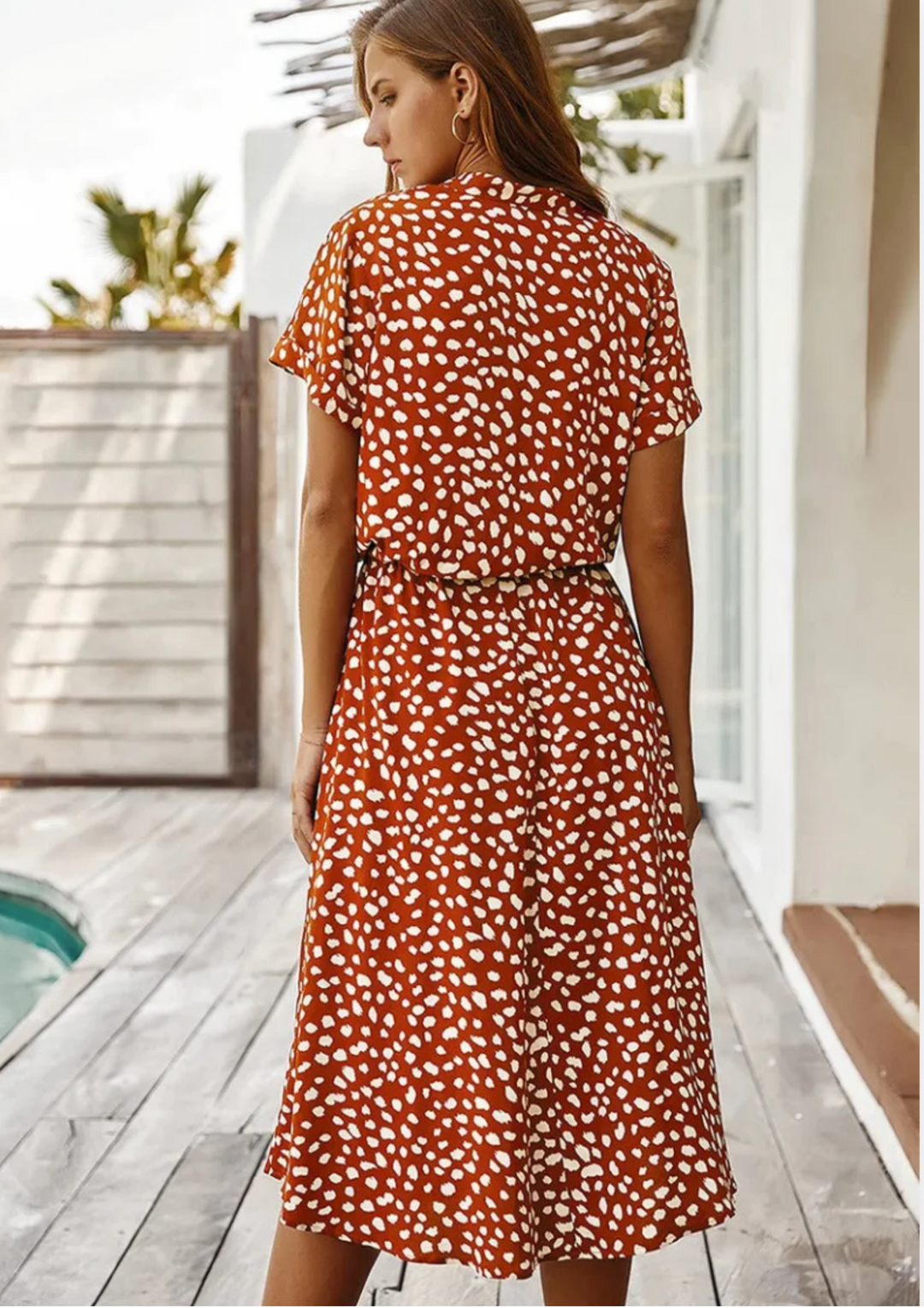 Sienna | Kvinders Prikket Print Knap-Ned Midi Kjole