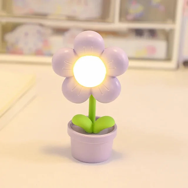 Floral Bordlampe med Blød Belysning