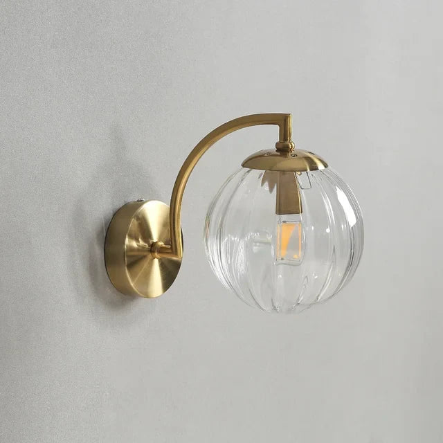 Farvet Glas LED Væglampe i Skandinavisk Design