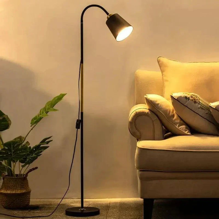Justerbar Gulvlampe med LED-belysning i Moderne Design