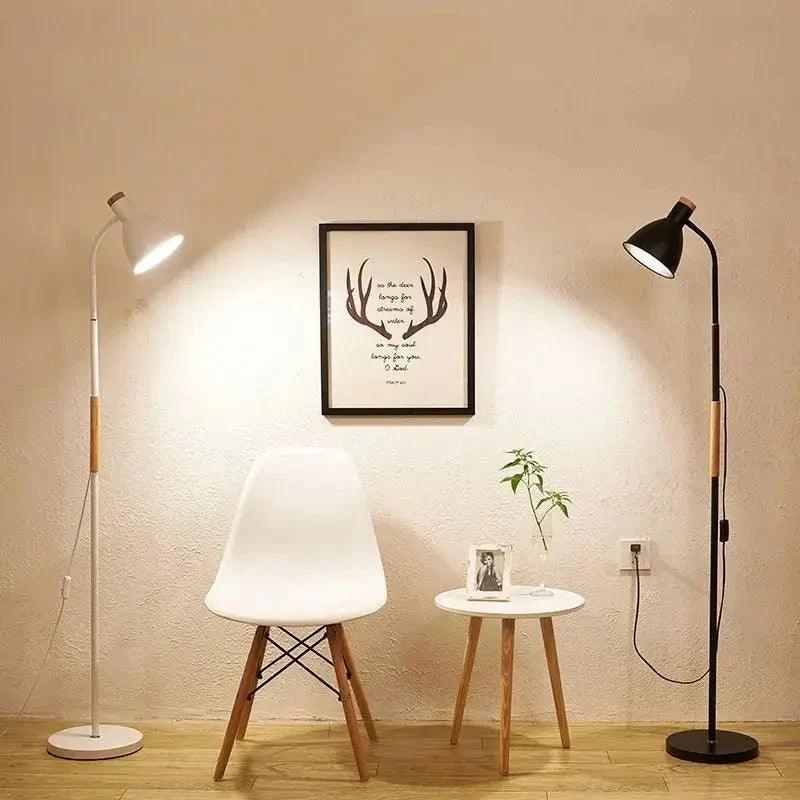 Justerbar Gulvlampe med LED-belysning i Moderne Design
