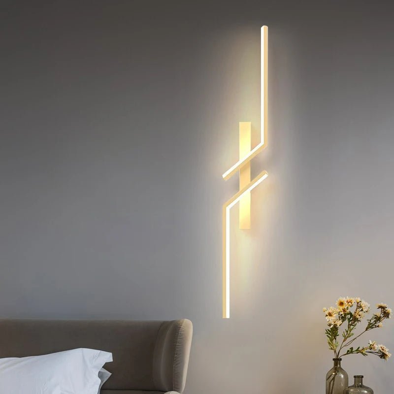 Moderne LED Væglampe med Justerbar Farvetemperatur og Frostet Akrylskærm