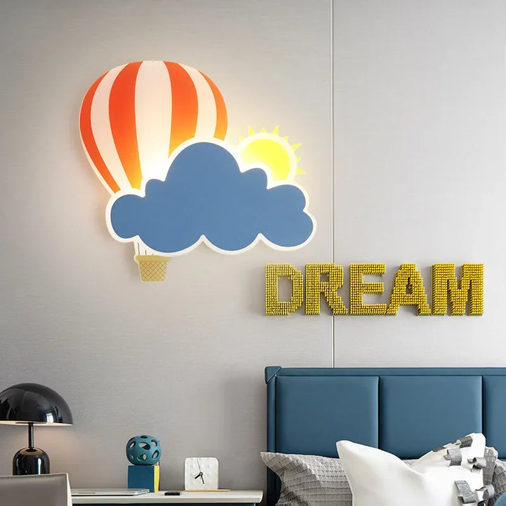 LED Væglampe til Børneværelser - Legende Design med Blødt Lys