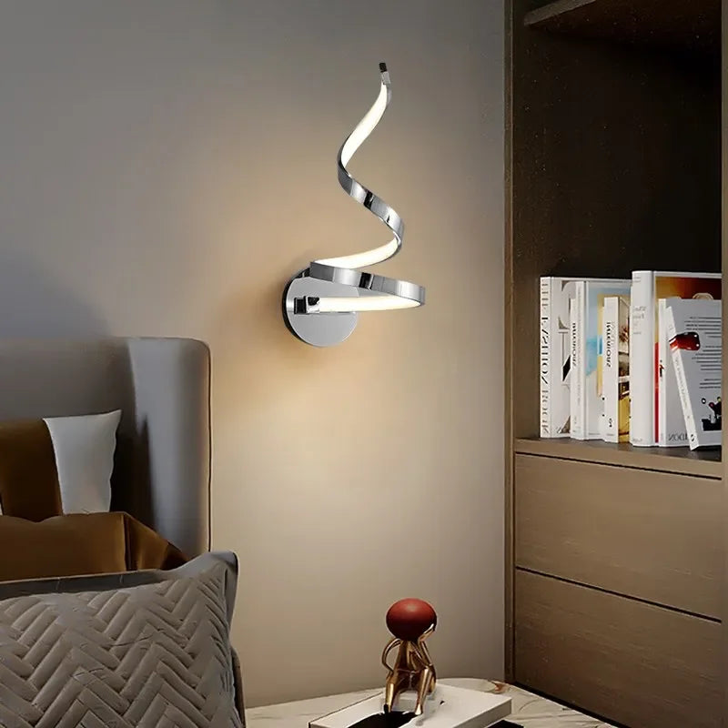 Moderne Spiral LED Væglampe i Jern og Aluminium