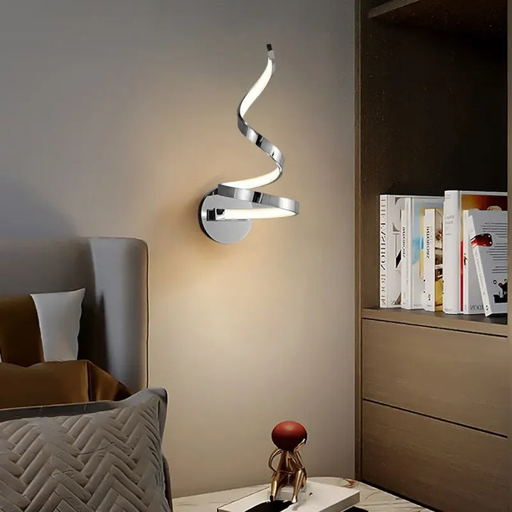 Moderne Spiral LED Væglampe i Jern og Aluminium