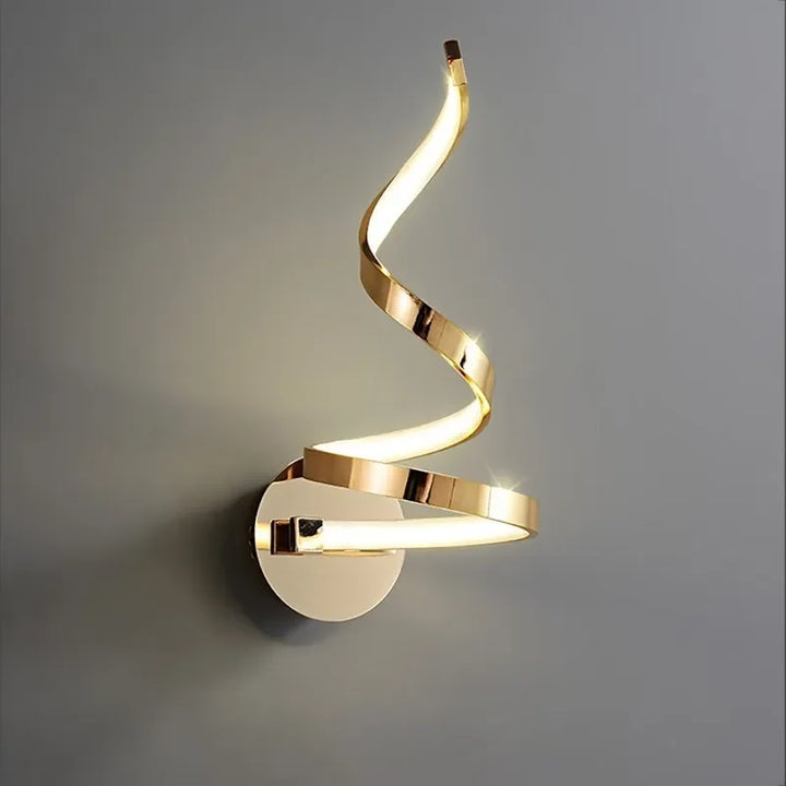 Moderne Spiral LED Væglampe i Jern og Aluminium
