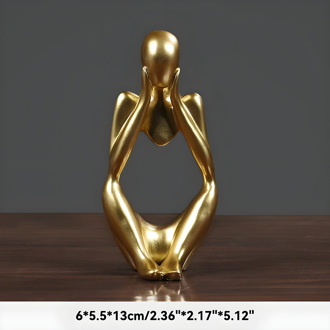 Sandfarvet Abstrakt Yoga Skulptur i Skandinavisk Design