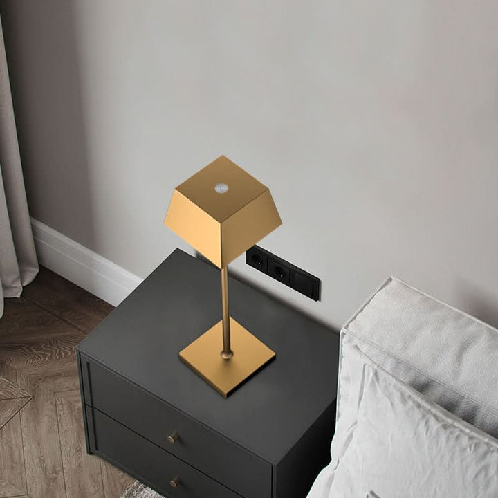 Genopladelig Touch Lampe med Justerbar Farvetemperatur