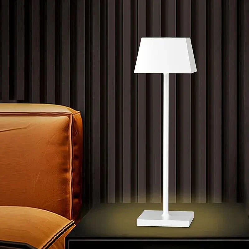 Genopladelig Touch Lampe med Justerbar Farvetemperatur