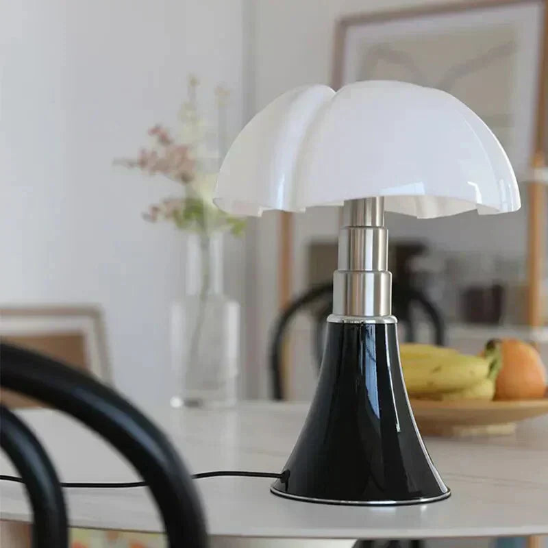Justerbar Blomsterbordlampe med Dæmpbar LED