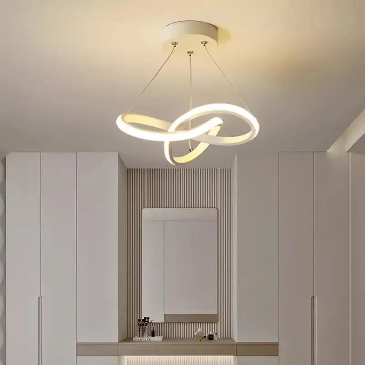 Moderne LED Loftlampe med Fjernbetjening og Energi-Effektiv Design