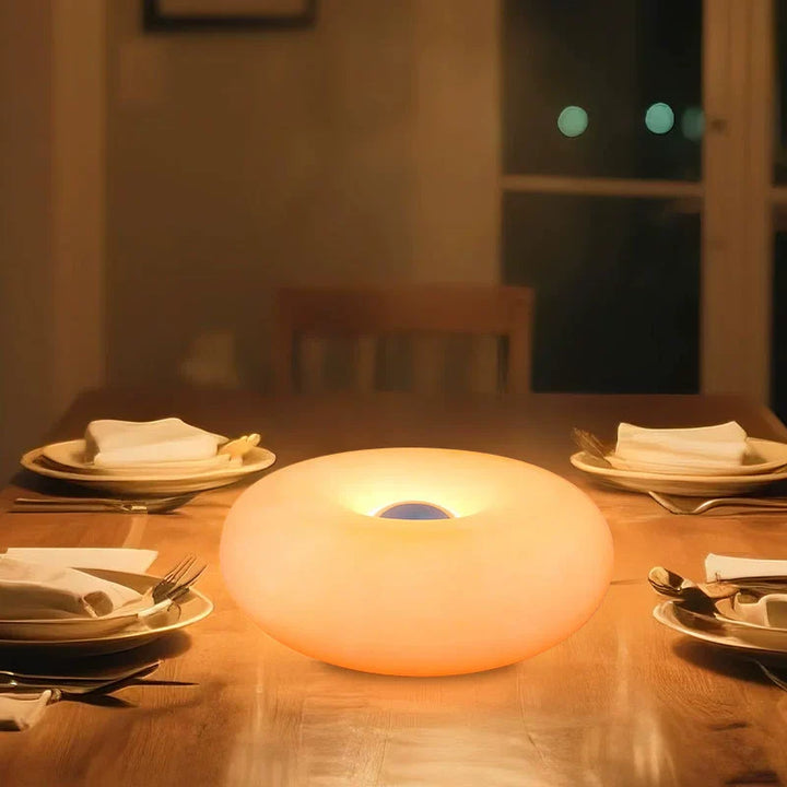 Donut-formet berøringsstyret natlampe i creme
