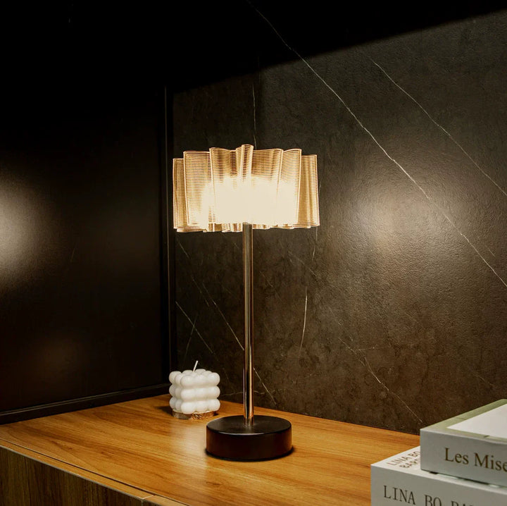 Genopladelig Plisseret Aluminium Bordlampe med Varm LED Belysning