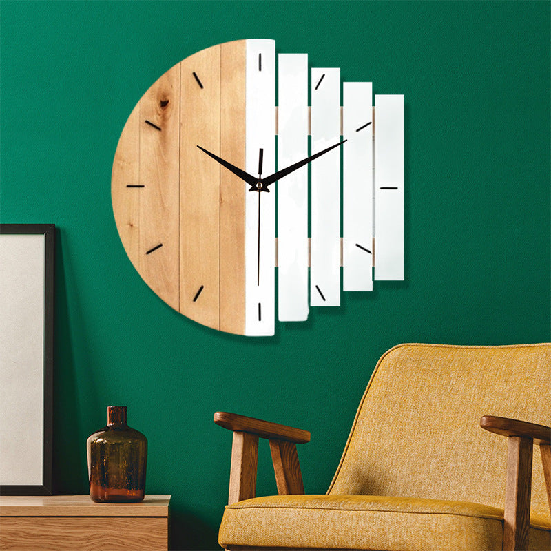 Stille Træ Analog Vægur i Moderne Skandinavisk Design