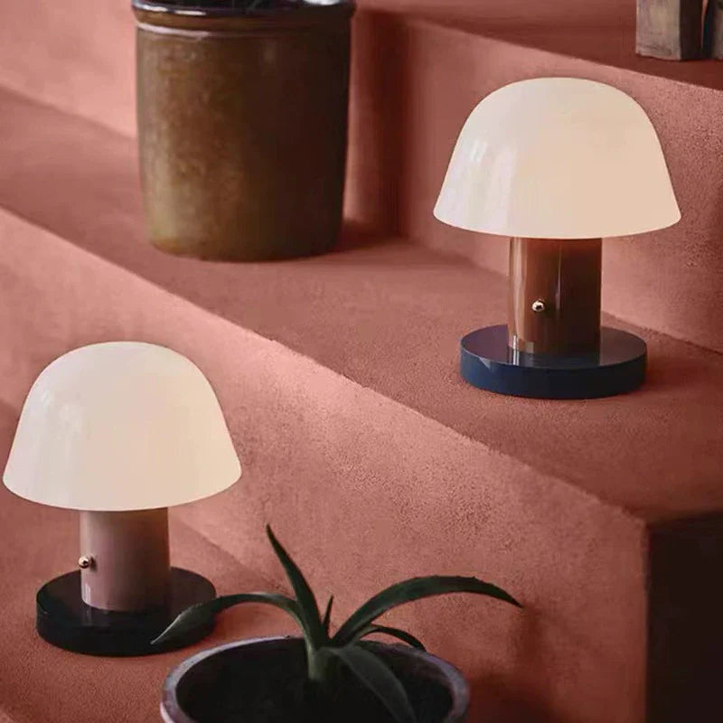 Bærbar Touch Bordlampe i Svampeform med LED Lys