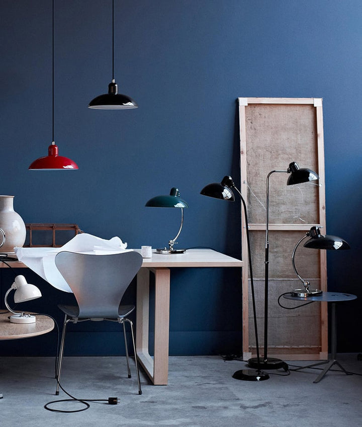Bauhaus Metal Bordlampe i Minimalistisk Design