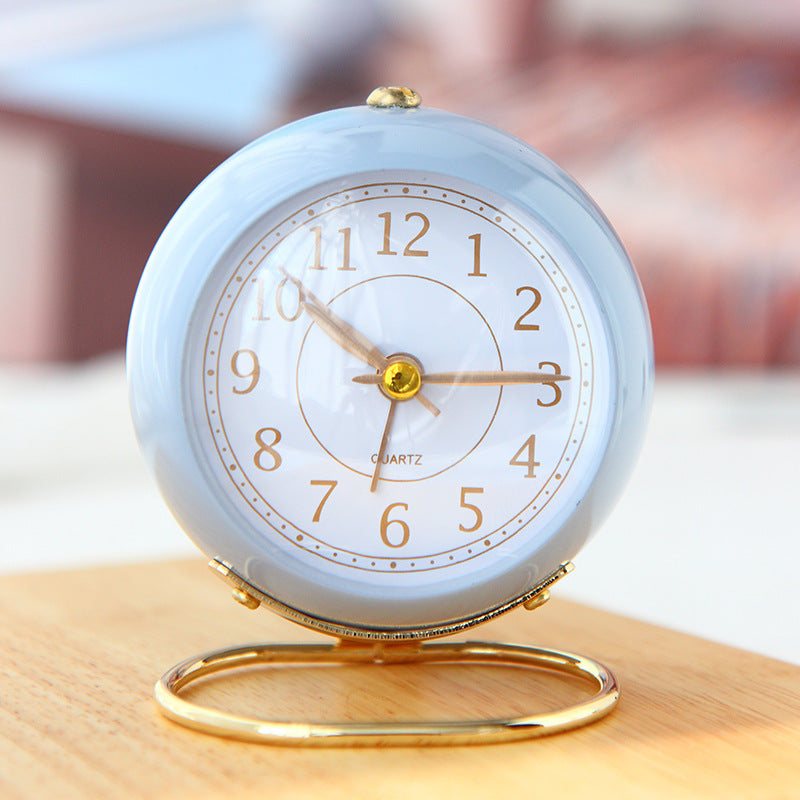 Vintage Rundt Analog Skrivebordsur i Elegant Design