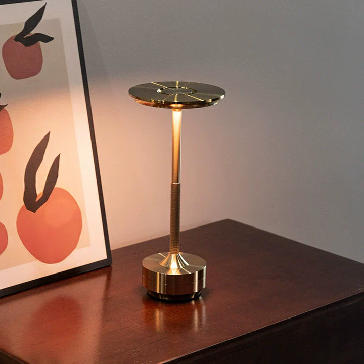Genopladelig Vintage Industriel Bordlampe med USB