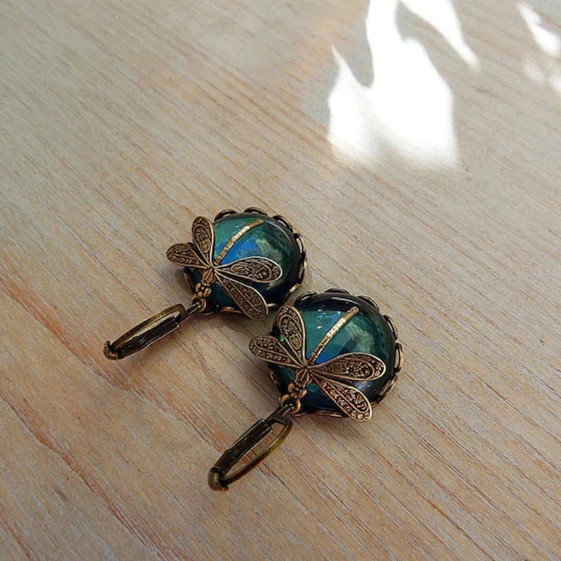 Spherical Dragonfly Øreringe i Antik Guld