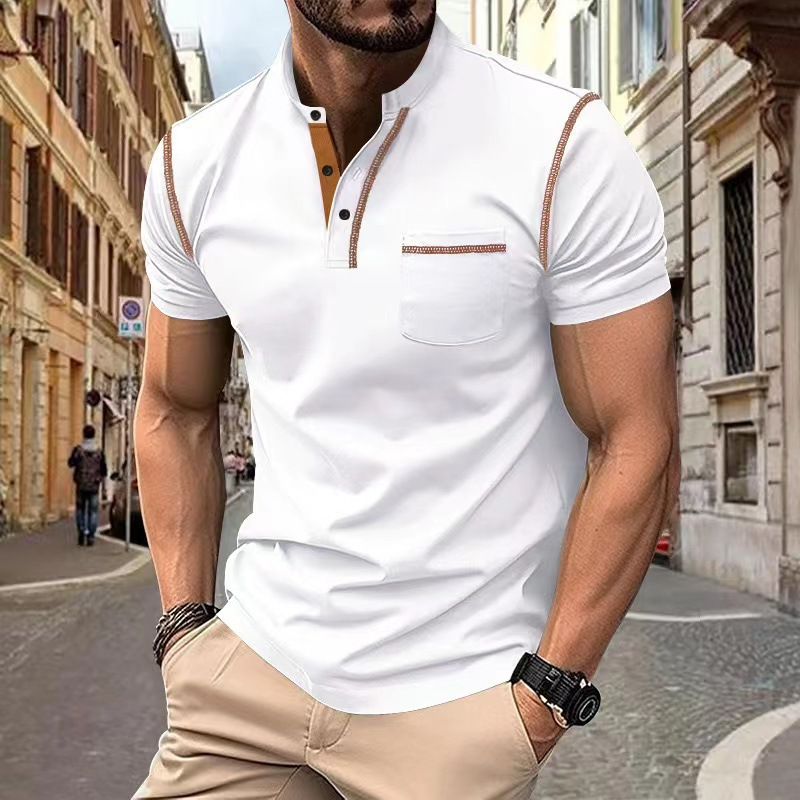 Sporty-elegant polo med kontrastdetaljer