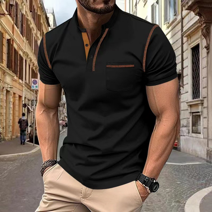 Sporty-elegant polo med kontrastdetaljer