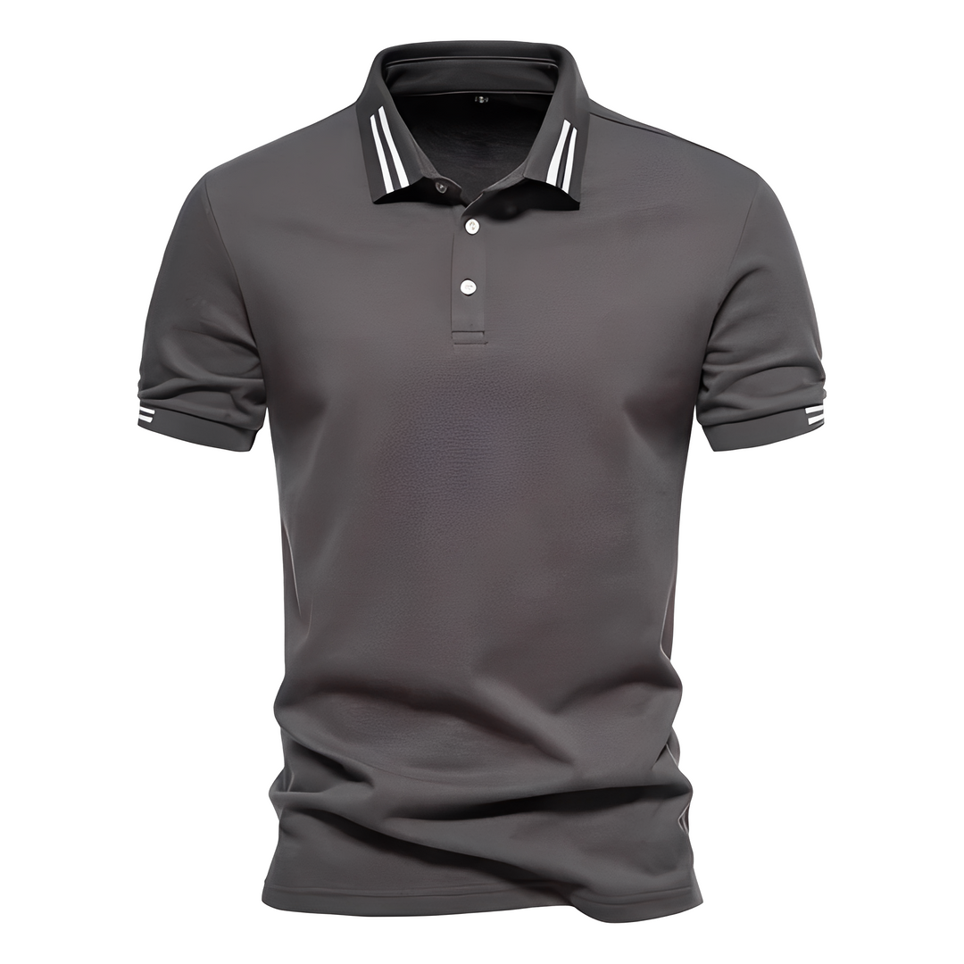 Klassisk herrepolo med sporty stribedetaljer