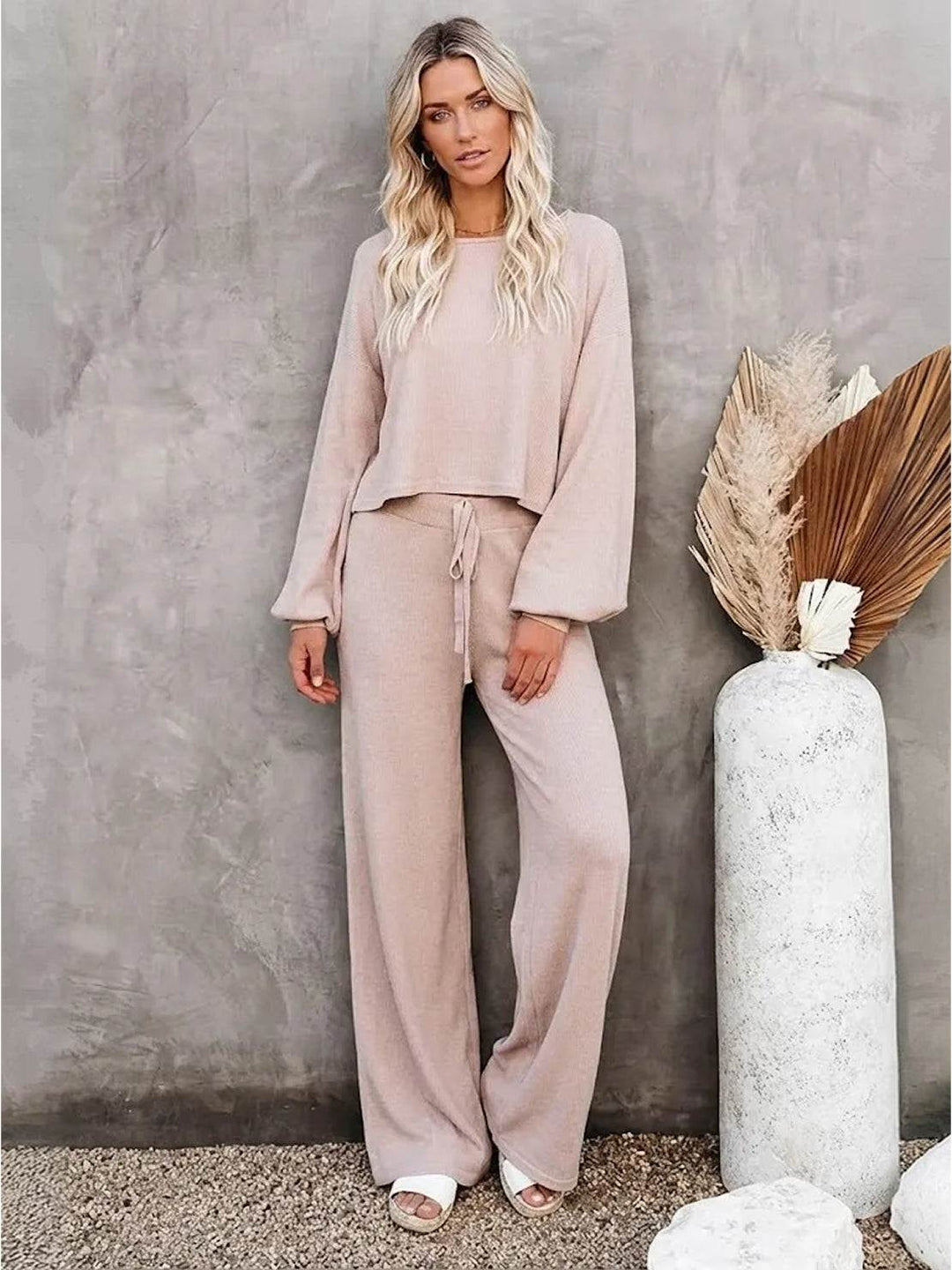 Hailey | Kvinders Cropped Sweatshirt og Bredbenede Bukser Lounge Sæt