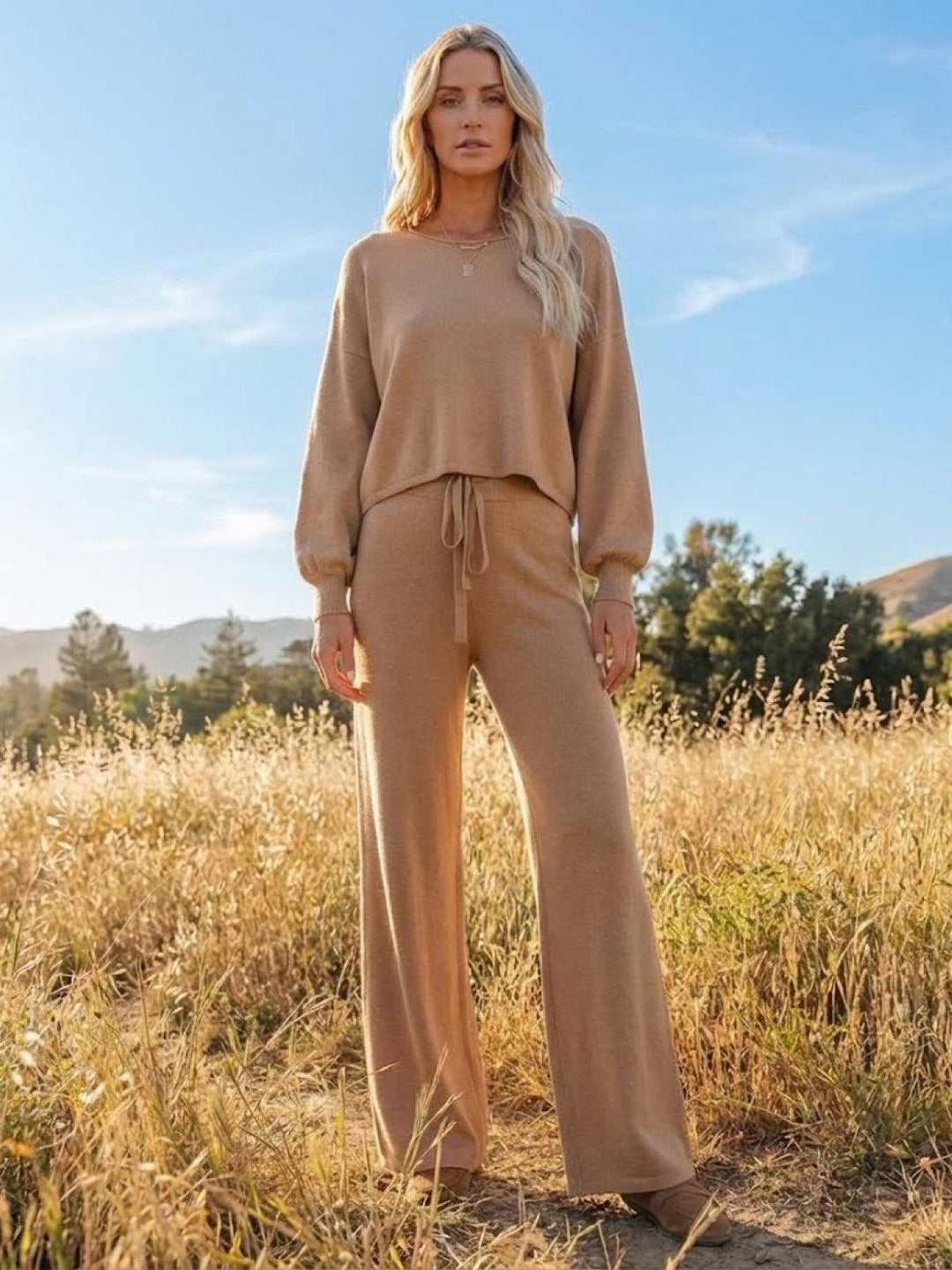 Hailey | Kvinders Cropped Sweatshirt og Bredbenede Bukser Lounge Sæt