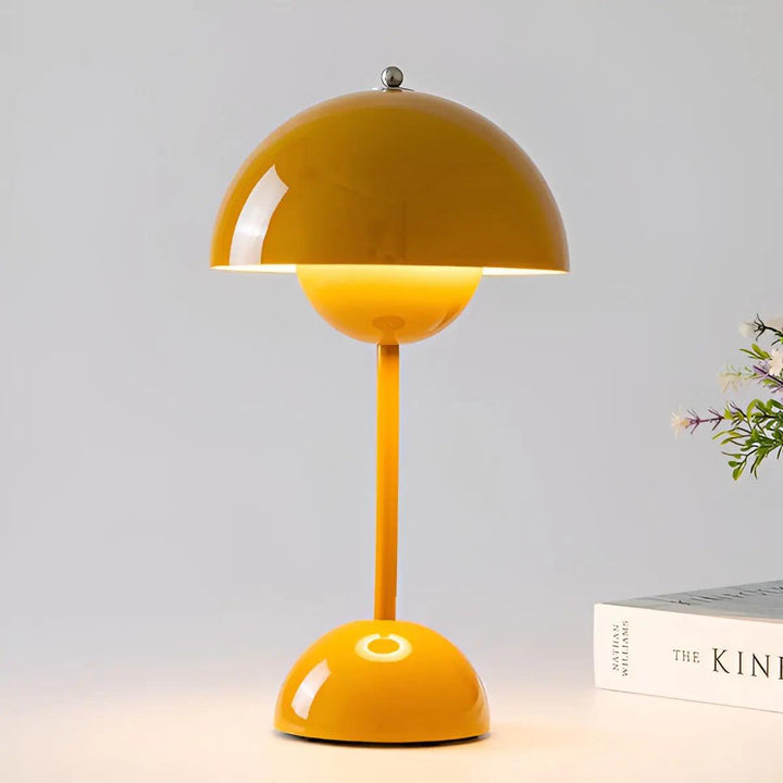 Justerbar Bordlampe i Rustfrit Stål med Elegant Design