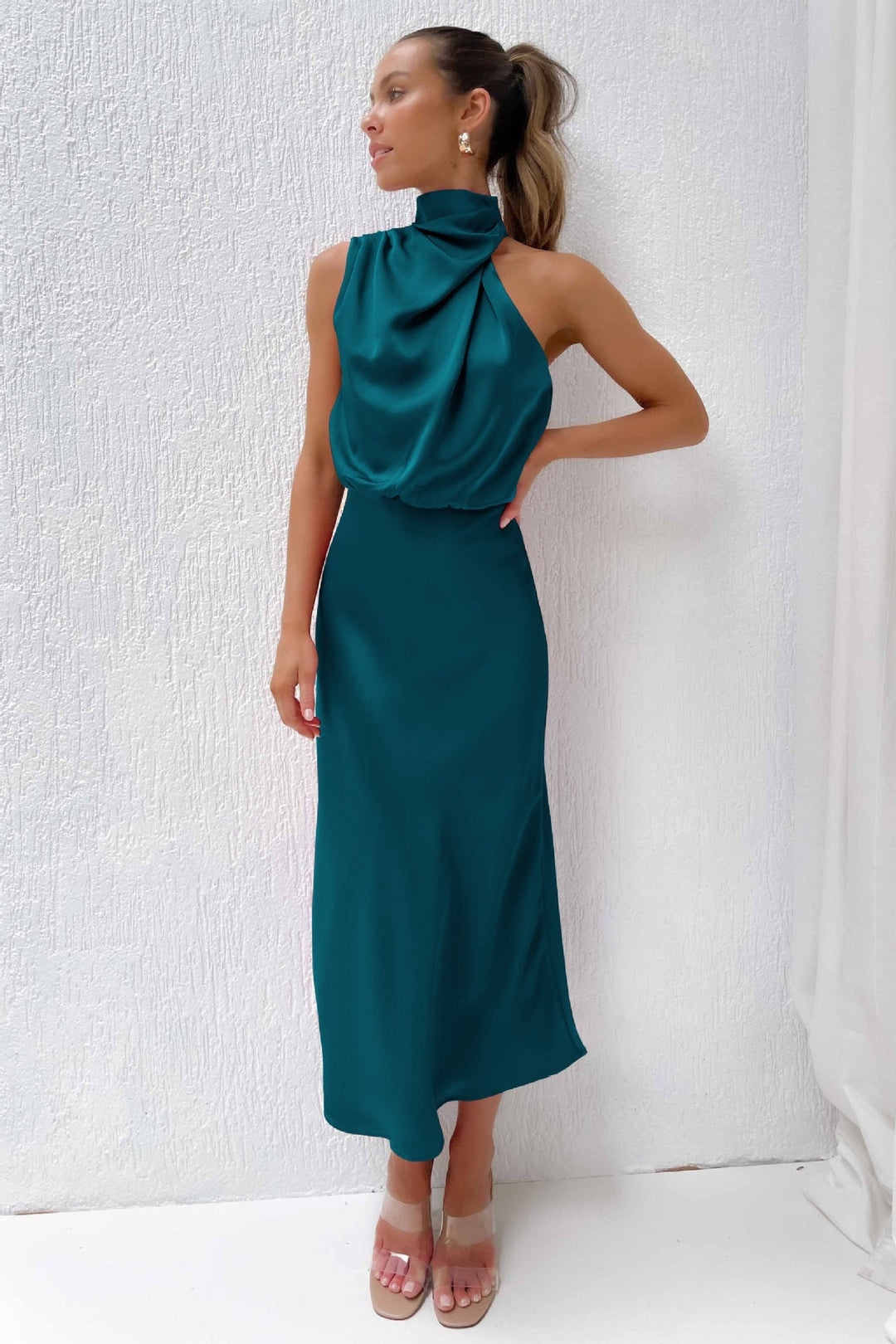 Mariana™ | Elegant Halterneck Aftenkjole