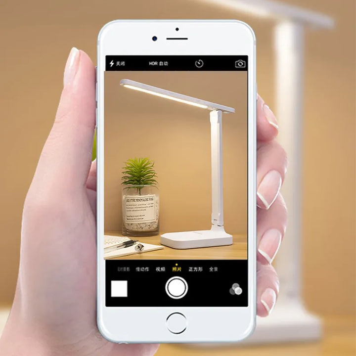 Genopladelig LED Skrivebordslampe med Touch Control og 3 Farvetemperaturer