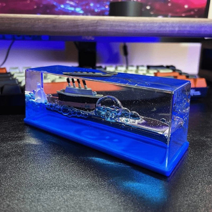 Elegant Akryl Skib Dekoration i Krystalklar Design