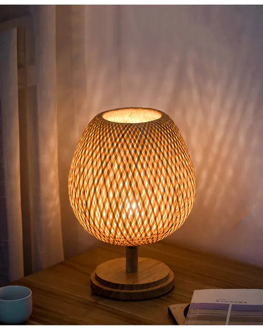 Dimmbar Rattan Bordlampe med Bambus Skærm