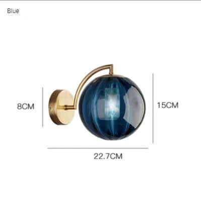 Farverig Glas Væglampe med Guldbase og LED Belysning