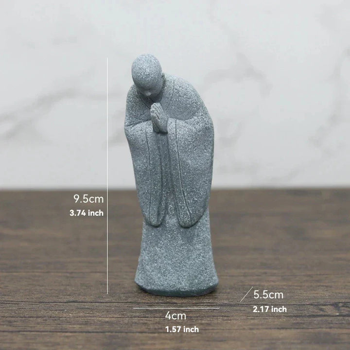 Lille Buddha Statue i Sandsten til Meditation og Zen Have