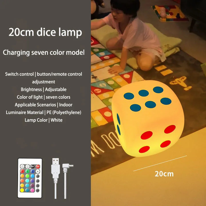 Terningformet Bordlampe med Opbevaringsskuffer