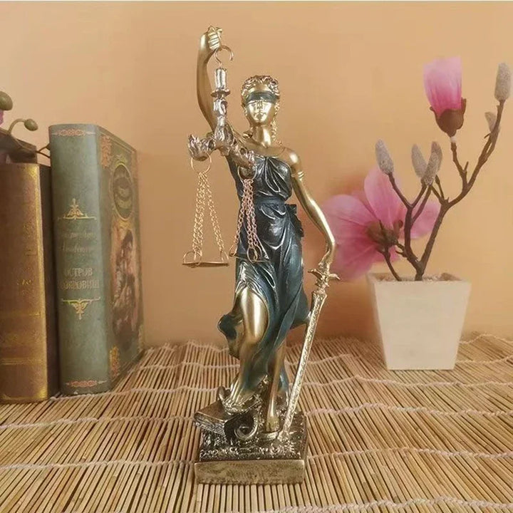 Bronze Statue af Græsk Gudinde for Retfærdighed i Resin