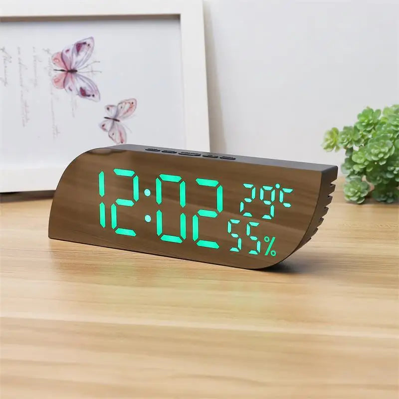 Moderne LED Digital Vækkeur med Dobbelt Display og Snooze Funktion
